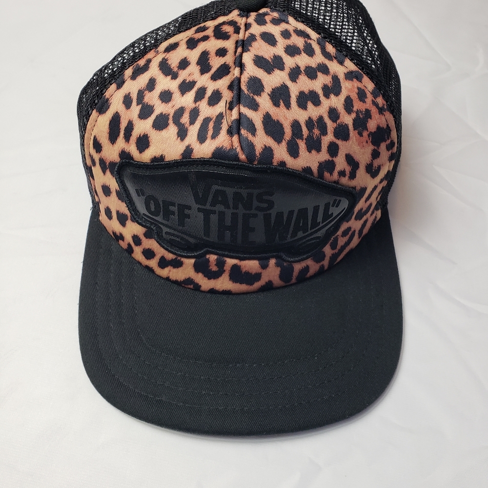 Vans off the wall Leopard print Trucker hat